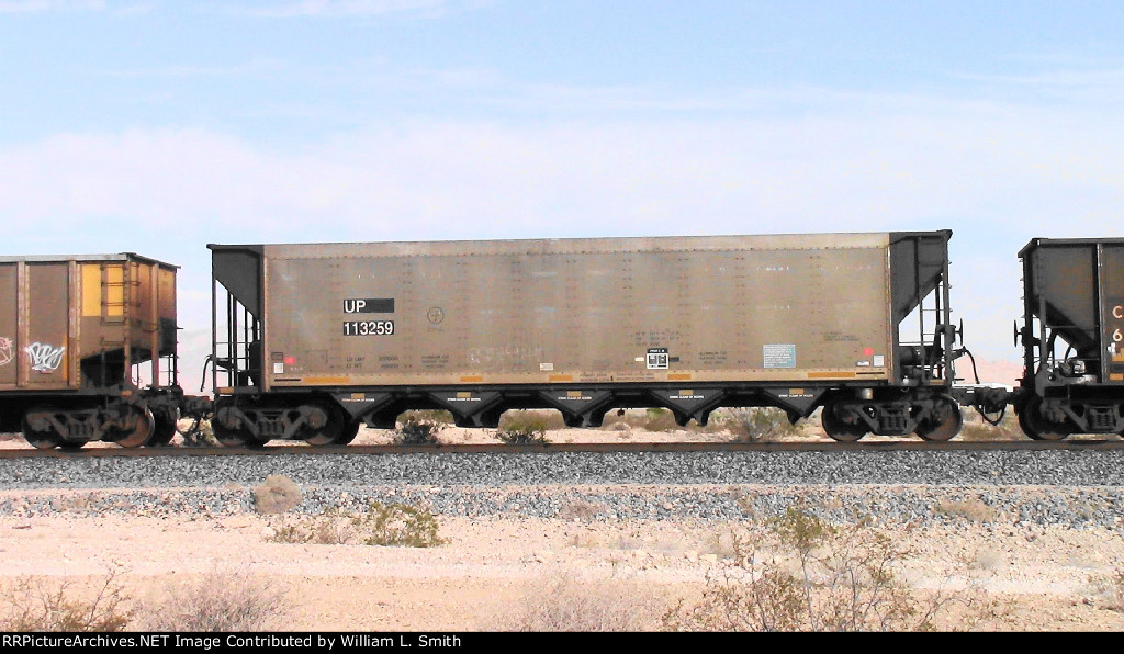 EB Unit Empty Open Hopper Frt at Erie NV -15